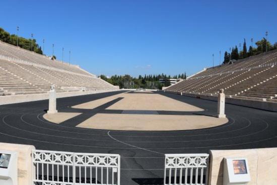 Colourful Aportement In The Heart Of Αθήνα Εξωτερικό φωτογραφία